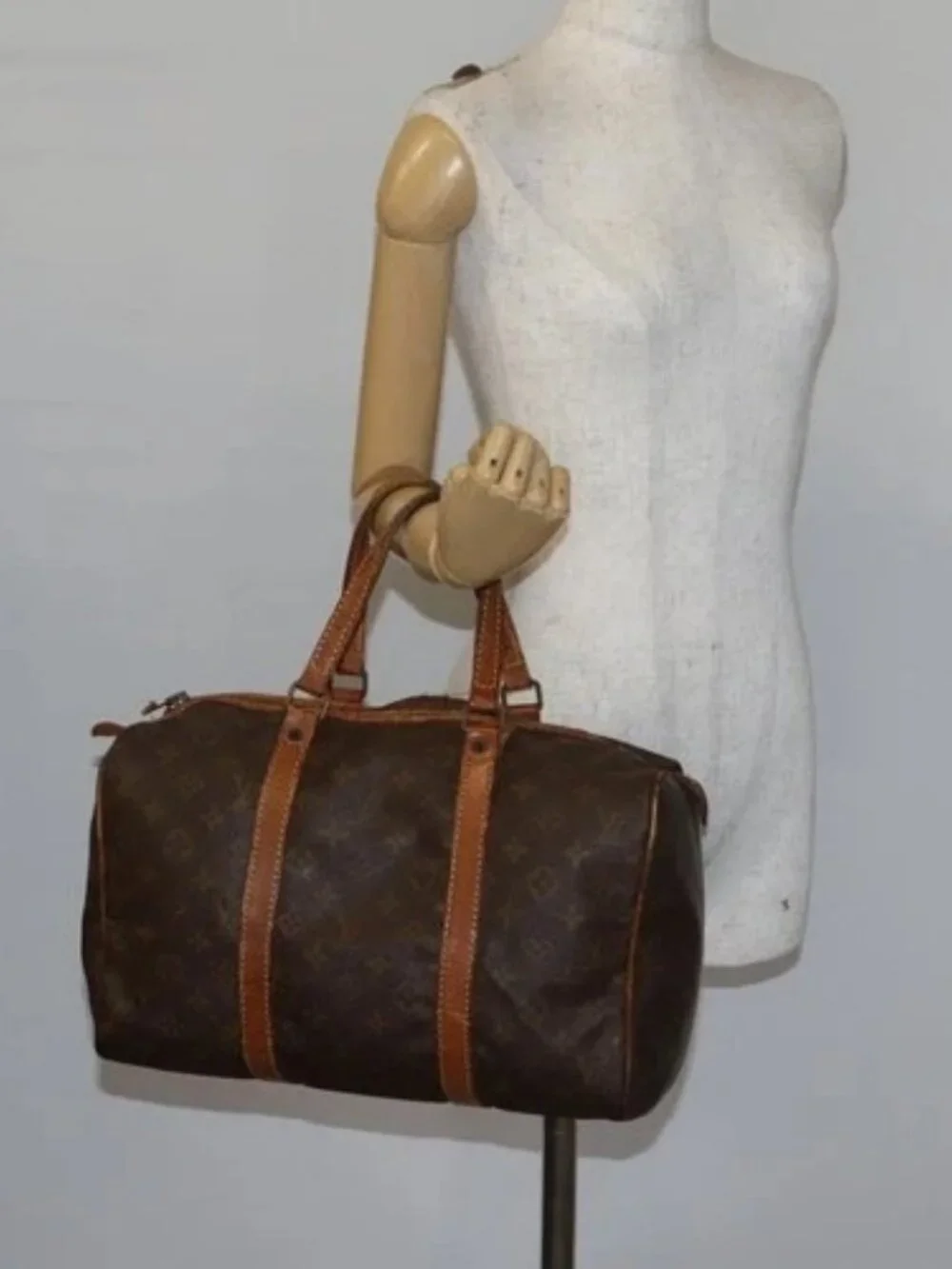Louis Vuitton brand	louis vuitton